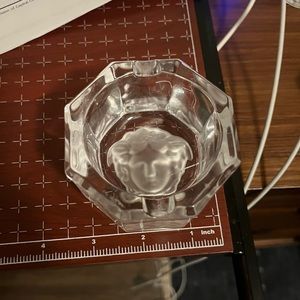 Versace Rosenthal Ashtray Medusa Lumiere Ashtray Clear,no box,papers,tags,USED
